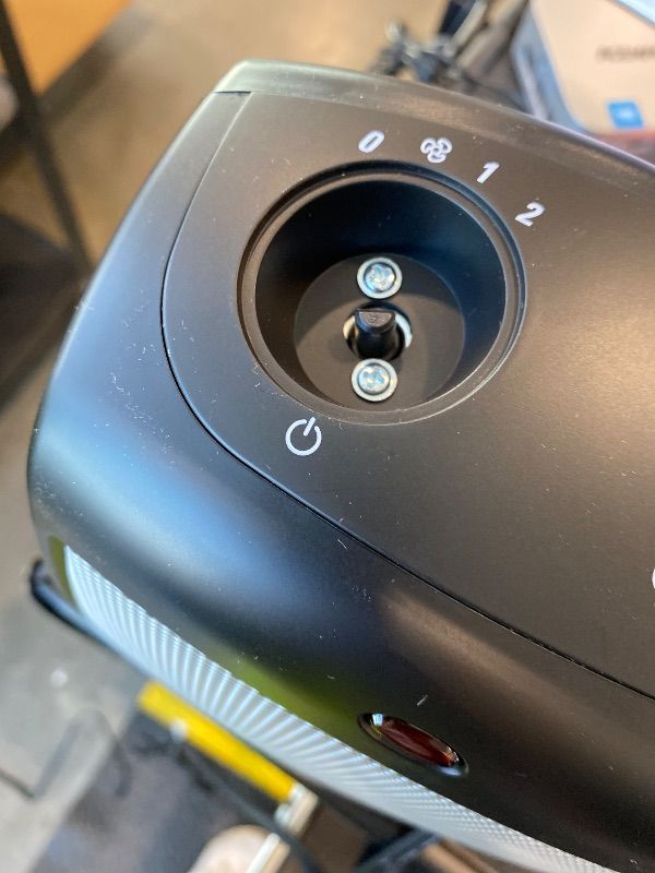 Photo 1 of *MINOR DAMAGE - USED*
Lasko CD09250 Ceramic Adjustable Thermostat Tabletop or Under-Desk Heater, 9 Inches High, Black