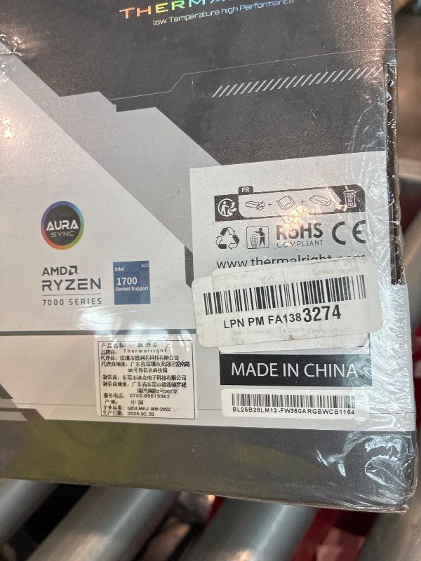 Photo 1 of **Factory Sealed - Final Sale, NO refunds**
Thermalright FW 360 White ARGB-360mm AIO CPU Liquid Cooler,IPS LCD Screen with 320 * 240 Resolution,for AM4/AM5/Intel LGA1700,‘2.4 inch’Magnet-Absorbent LCD Screen for Images -White