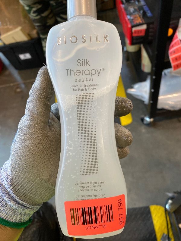 Photo 1 of *MINOR DAMAGE - USED*
BioSilk Silk Therapy Original Cure, Reconstructing Treatment For Adding Shine & Helping Prevent Split Ends, Sulfate, Paraben, & Cruelty-Free, 12 Oz