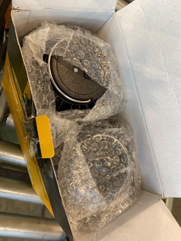 Photo 1 of *UNTESTED*
TYPEC Bug Zapper 2 Pack, Solar Bug Zapper with 3 Solar Charging Panels, IP65 Waterproof Mosquito Zapper, 4200V Mosquito Zapper with LED Light, Outdoor Indoor AUTO ON/Off