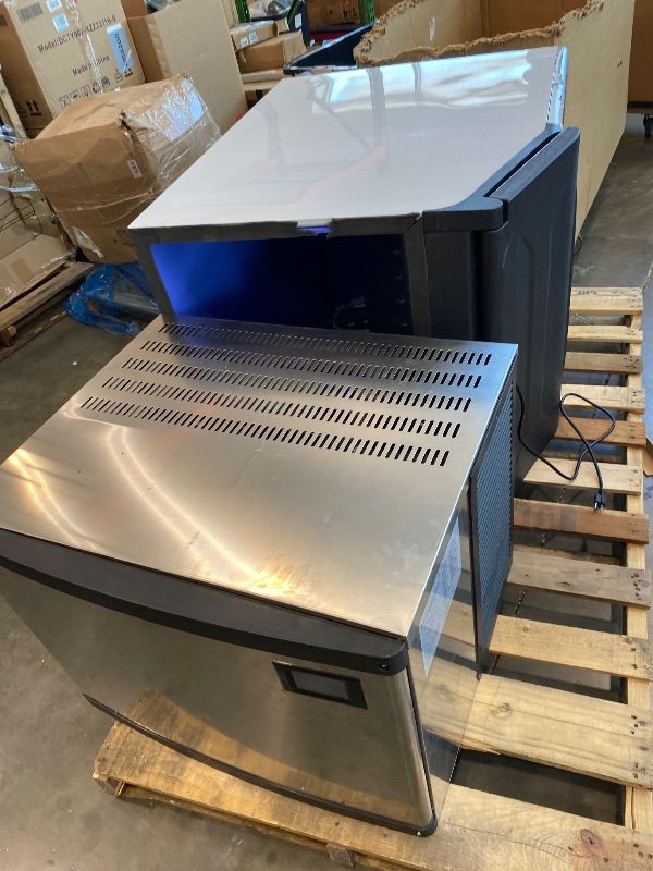Photo 1 of **MAJOR DAMAGE**
Towallmark Commercial Ice Maker Machine 550Lbs/24H, Industrial Ice Machine, 440Lbs Storage, Ice Ready in 8-15 min, Stainless Steel Ice Maker for Bar/Cafe/Restaurant/Business