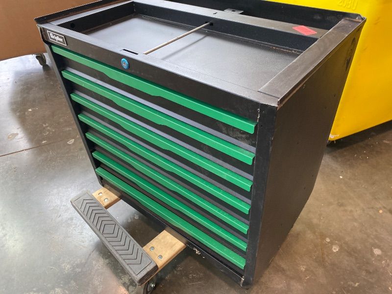 Photo 1 of ***MAJOR DAMAGE***
Griplier 7-Drawer Tool Chest with Wood Top, 31.3W x 18.9D x 32.3H inches, Black and Green?Locking Rolling Tool Box with Wheels,Mechanic Tool Cabinets for Garage, Warehouse,Repair Shop(7 Drawers)