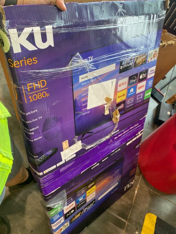 View 2 of [Parts Only] Samsung 55-Inch 4K Smart TV U8000H Series