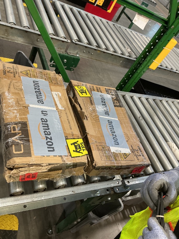 Photo 1 of (CAP) Dumbells Partial Set