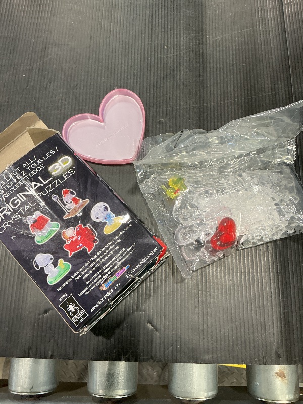 Photo 1 of ***SEE CLERK COMMENTS*** BePuzzled | Peanuts Snoopy Heart Original 3D Crystal Puzzle, Ages 12 and Up