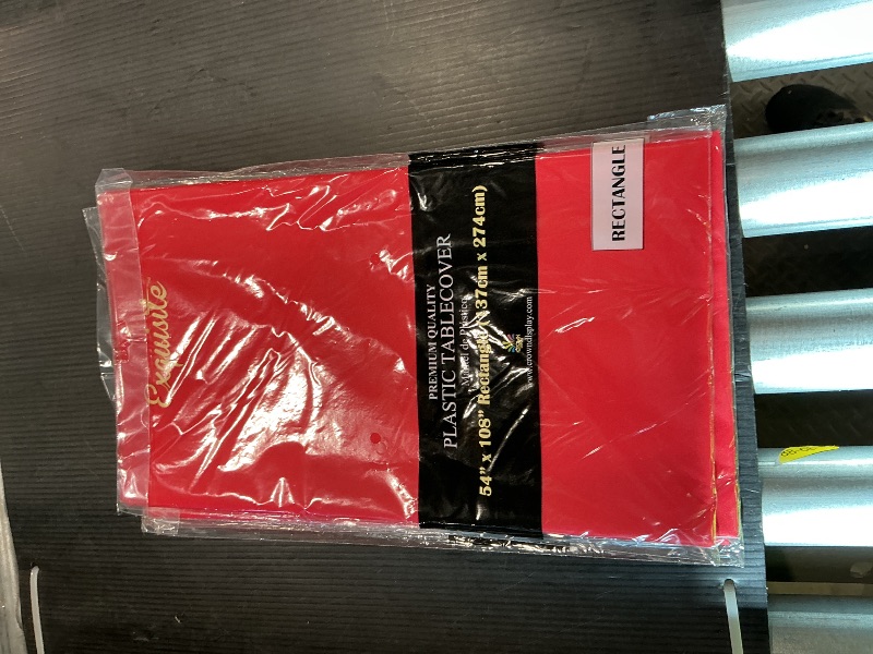Photo 1 of *Premium* Red table cover 54" x 108" pack of 3
