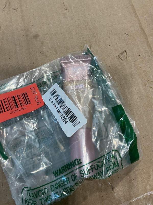 Photo 1 of *MINOR DAMAGE - USED*
L'Oreal Paris Lumi Le Glow Skin Tint, Lightweight Water-Based Tinted Serum with Foundation-Like Coverage, Glow Illuminator, Neutral 200, 0.85 Fl Oz