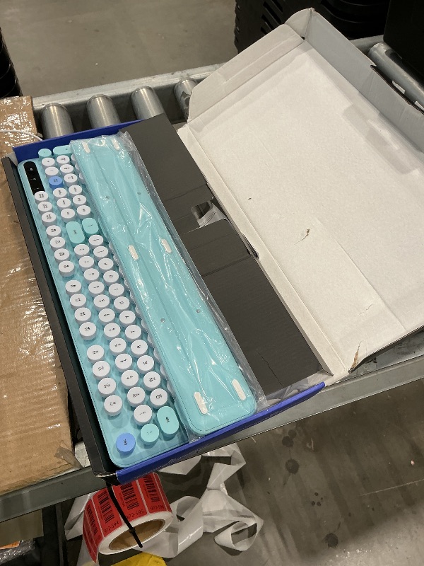 Photo 1 of **MISSING PARTS**
Wireless Keyboard and Mouse Combo, Full-Size Retro Typewriter Keyboard with Detachable Wrist Rest, Round Keycaps, Sleep Mode & Tilt Legs, 2.4GHz Cordless Connection for Windows/PC (Robin Egg Blue)