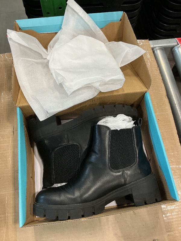 View 2 of *MINOR DAMAGE - USED*
Vepose Women's Black Chelsea Ankle Boots Platform Elastic Slip on 936 Booties with Low Lug Sole Chunky Block Heel Size 8 (CJY936 Black 08)