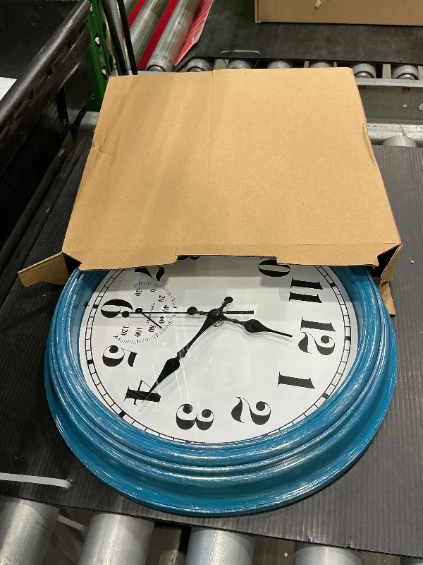 Photo 1 of *Untested*
JENLYSTIME 12 Inch Indoor/Outdoor Retro Waterproof Wall Clock with Thermometer Silent Round Quartz Battery Operated Easy to Read Decorative for Kitchen Patio,Bathroom,Deck,Porch,Pool(Blue)