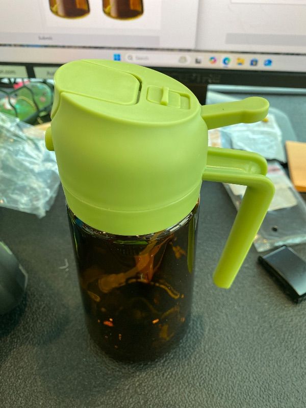 Photo 1 of ***MISSING PIECE*** YARRAMATE 2PCS 16oz/470ml Oil Sprayer for Cooking with Stickers, Food-Grade 2 in 1 Olive Oil Dispenser Bottle for Kitchen, Premium Dark Green Glass Oil Bottle for Air Fryer, BBQ (White & Green)