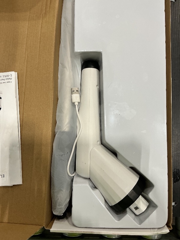 Photo 1 of **UNTESTED**
Electric Spin Scrubber, Dreazu IPX7 Bathroom Scrubber with 7 Replaceable Brush Heads & Retractable Handle, 2-Speed Adjustable Shower Cleaner Brush for Bathroom, Bathtub, Kitchen, Tile Floors