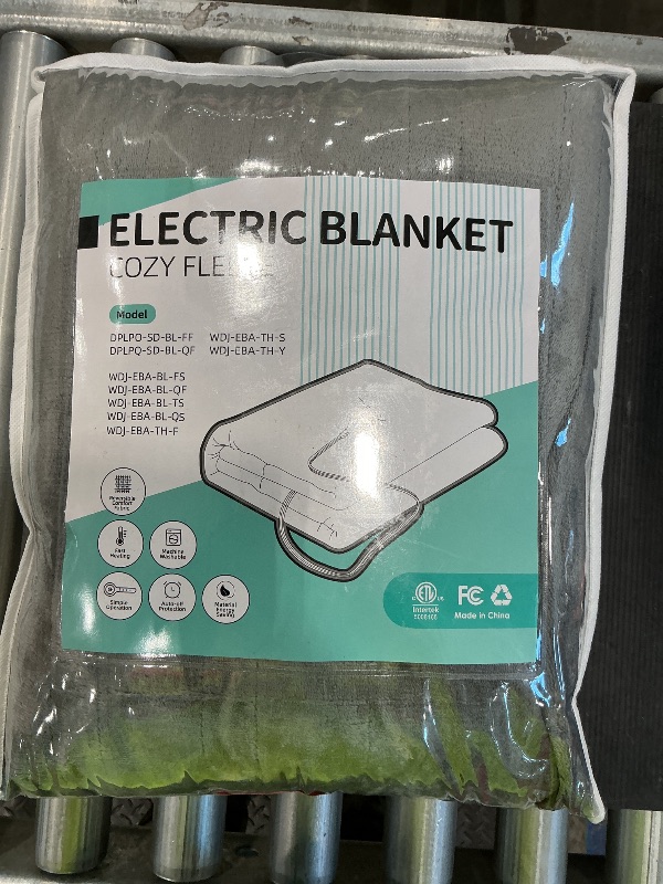 Photo 1 of *Untested*
Electric Heated Blanket 72"x84" Full Size, Soft Coral Fleece with 4 Heating Levels and 10 Hours Auto-Off, Machine Washable, Cozy Plush Fabric for Home, Dark Gray