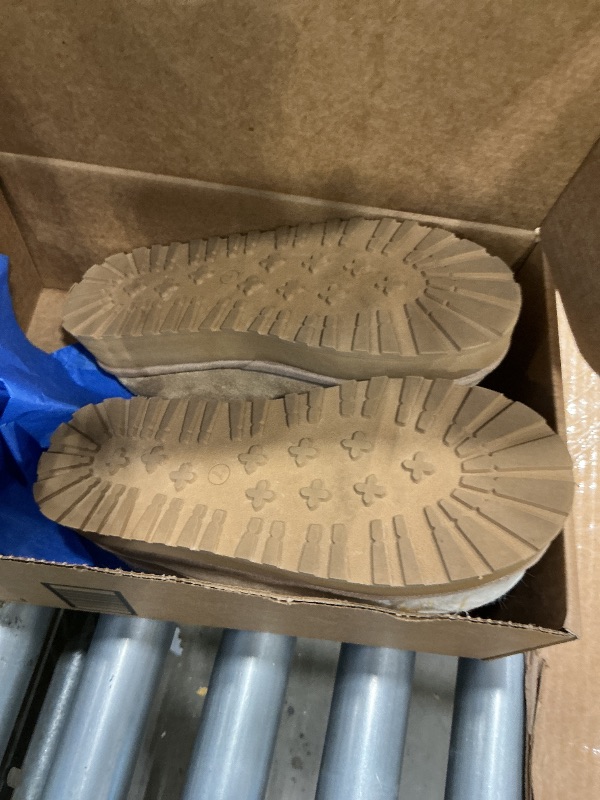 Photo 1 of ***MINOR DAMAGE*** Forfoot Women's House Slippers Snow Boots Platform Indoor Outdoor Ankle Boots, Beige 6-7