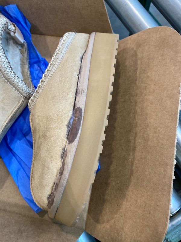 Photo 1 of ***MINOR DAMAGE*** Forfoot Women's House Slippers Snow Boots Platform Indoor Outdoor Ankle Boots, Beige 6-7