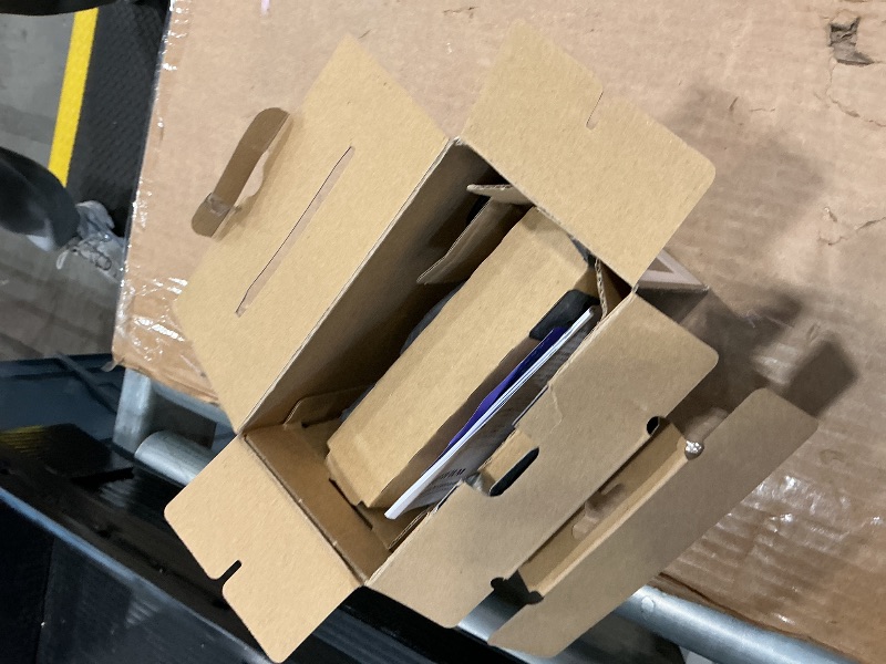 Photo 2 of Fujifilm Instax Square SQ40 Instant Camera