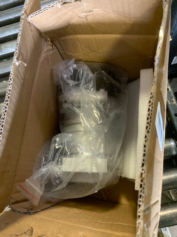 Photo 1 of AC Compressor with Clutch for Escalade 5.7L 1999 2000, Silverado 5.7 1995-1998, Suburban 1500 5.7L 1996-1999, Yukon 5.7 1996-2000, for Cadillac/Chevrolet/GMC C1500 C2500 C3500 K1500 K2500 K3500