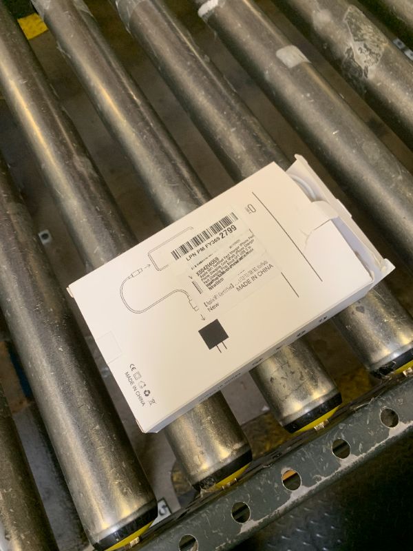 Photo 1 of ?Apple MFi Certified?Fast Charger iPhone,Fast i Phone Charging Cord 3Pack i Phone Charger Fast Charging Plug Block 6FT USB C to Lightning Cable for iPhone 14/14 ProMax/Plus/13 Mini/12/11/XR/XS,AirPods