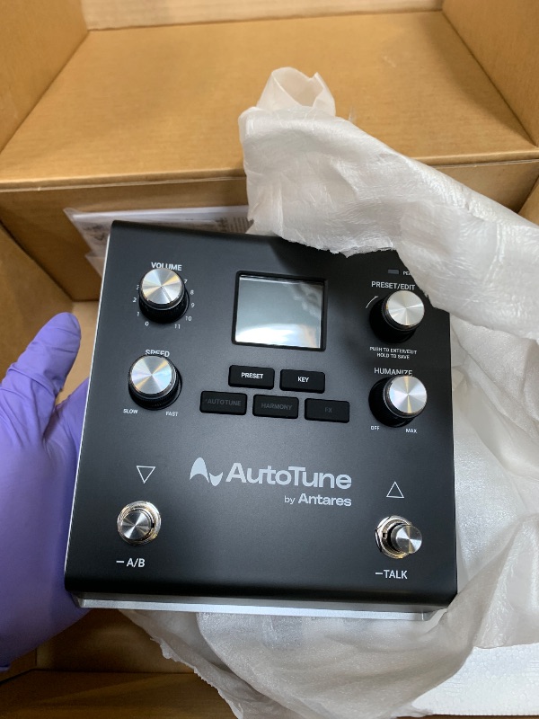 Photo 1 of HeadRush VX5 Vocal Effects Pedal with Antares AutoTune for Vocalists with Real Time Pitch Correction, Vocal Harmony, Guitar and Mic in and Audio Interface