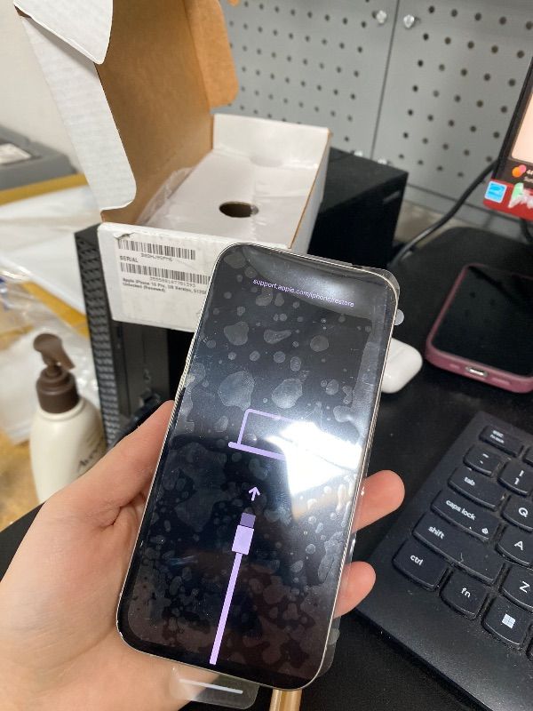 Photo 1 of Apple iPhone 16 Pro, US Version, 512GB, White Titanium - Unlocked (Renewed)--------NEEDS APPLE SUPPORT