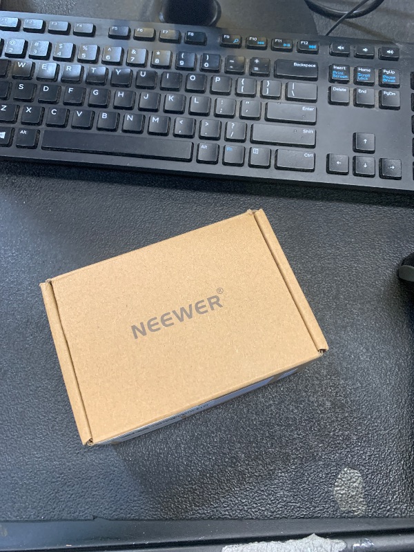 Photo 1 of NEEWER Foldable V Mount Battery Plate with Arca Type Quick Release Camera Baseplate, Lightweight DSLR Camera Video Rig Compatible with SmallRig V Mount Battery Cage DJI RS4 RS3 Gimbal, PS015 PRO