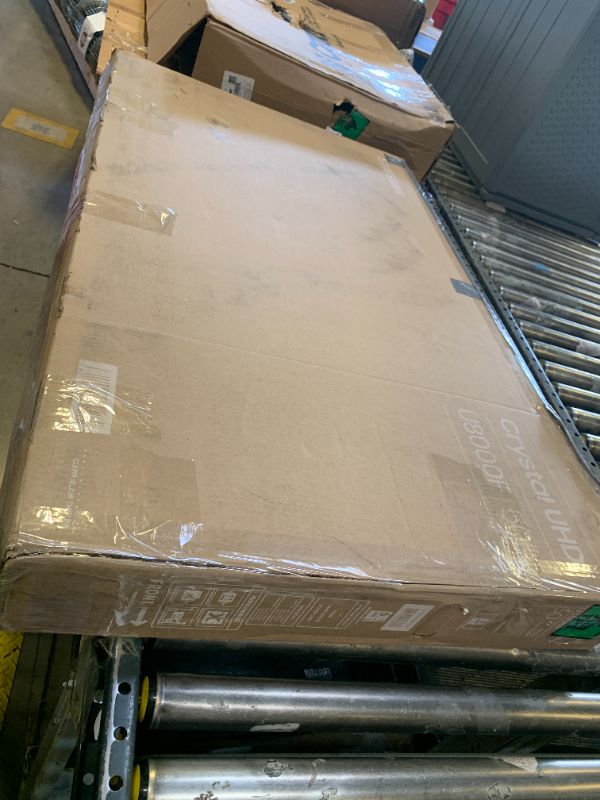 Photo 1 of Samsung 50-Inch Class Crystal UHD U8000F 4K Smart TV (2025 Model) Endless Free Content, Crystal Processor 4K, MetalStream Design, Knox Security, Alexa Built-in
////FOR PARTS ONLY////