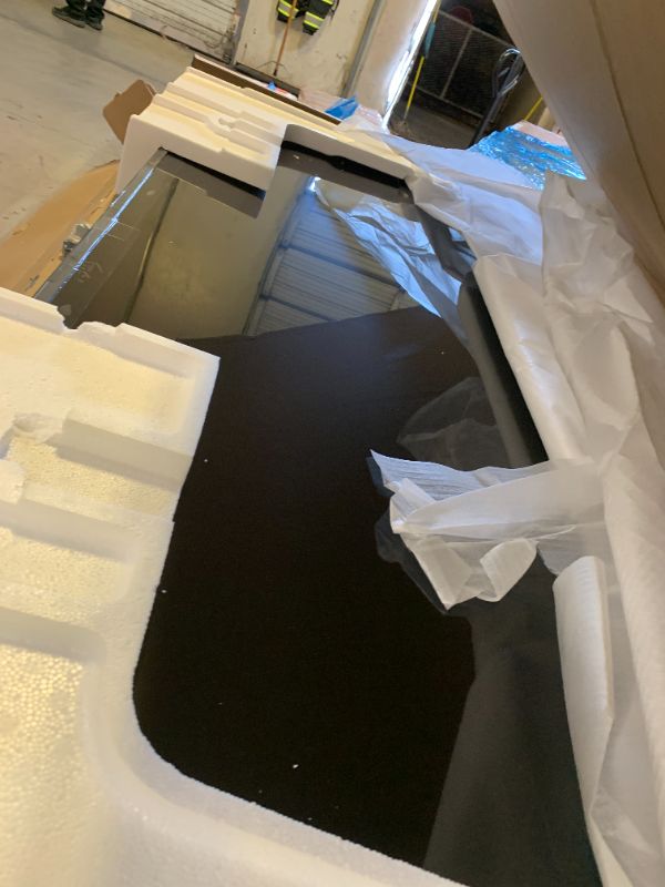 Photo 1 of Samsung 75-Inch Class Crystal UHD U8000F 4K Smart TV (2025 Model) Endless Free Content, Crystal Processor 4K, MetalStream Design, Knox Security, Alexa Built-in