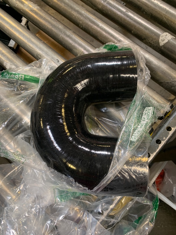 Photo 1 of  U-bend silicone coupler hose