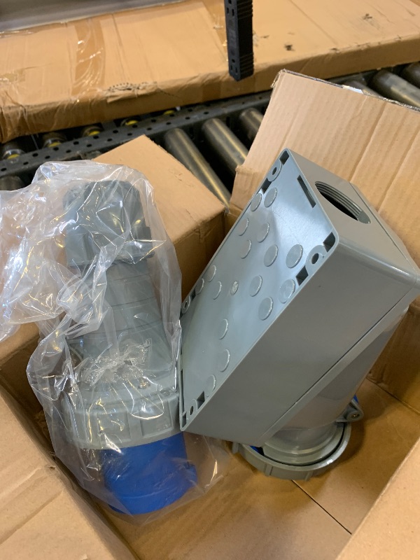 Photo 1 of 1Set IEC60309 3Phase Industrial Connector Plug Receptacle, 3Pin 63Amp 200V-250V 2P+E 6H IP67 Waterproof Connector Power Connecting Industrial Surface Mounted Socket Set for Aviation and Industry