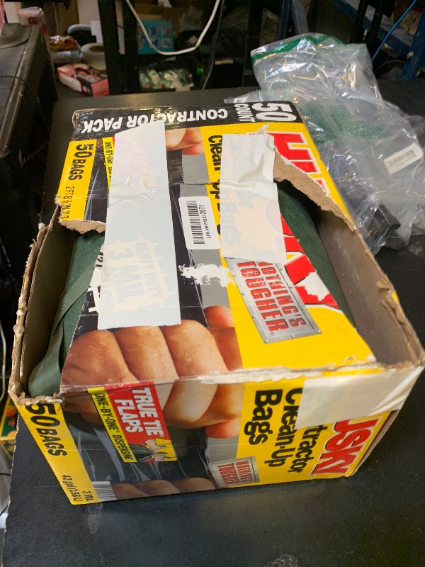 Photo 1 of ZFQPTO 24275873 24275874 Automatic Transmission Control Valve Body 6L80 6L90 TCU TCM Transmission Control Module Fits for 2011-2023 Cadillac & Chevrolet & GMC Series Models