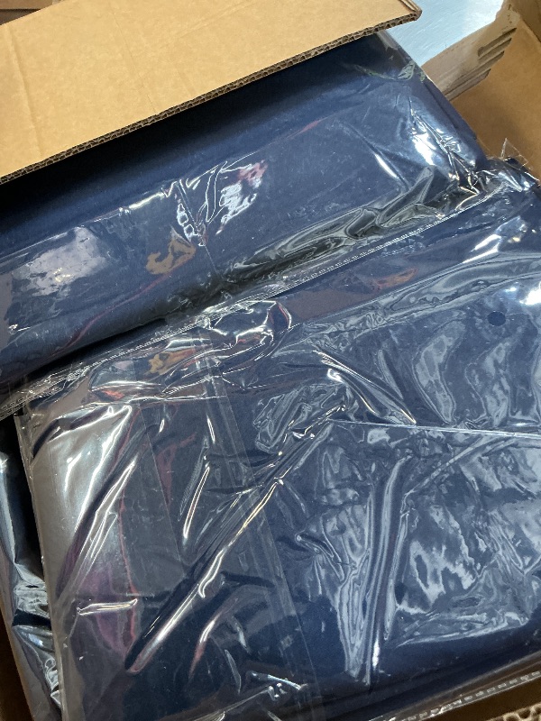 Photo 1 of Teruntrue 12 Packs Navy Blue Round Tablecloths 90 inch Round Table Cloth, Washable Polyester Fabric for Wedding Parties Banquet Holiday Dinner Table Decorative, Navy Blue