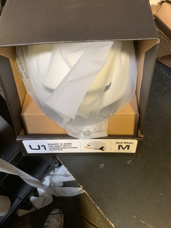 Photo 1 of Sena U1 E-Bike Smart Helmet with Mesh 2.0 Intercom (Matte White, M)