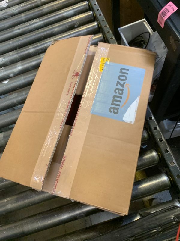 Photo 1 of Yellow Mountain Imports Classic Chinese Mahjong Game Set, Emerald with 148 Medium-Size Translucent Green Tiles and Wooden Case