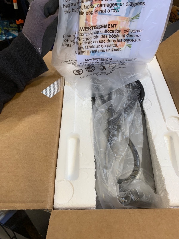 Photo 1 of Aeitto Ice Maker Countertop 26lbs/24H, Ice Machine 8 Ice Cubes Ready in 6 Mins, 2 Sizes of Bullet Ice Portable Ice Makers with Basket & Scoop, Auto Self-Cleaning for Home/Kitchen/Office Stainless