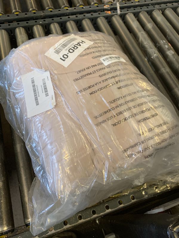 Photo 1 of PINK COMFORTER BLANKET 