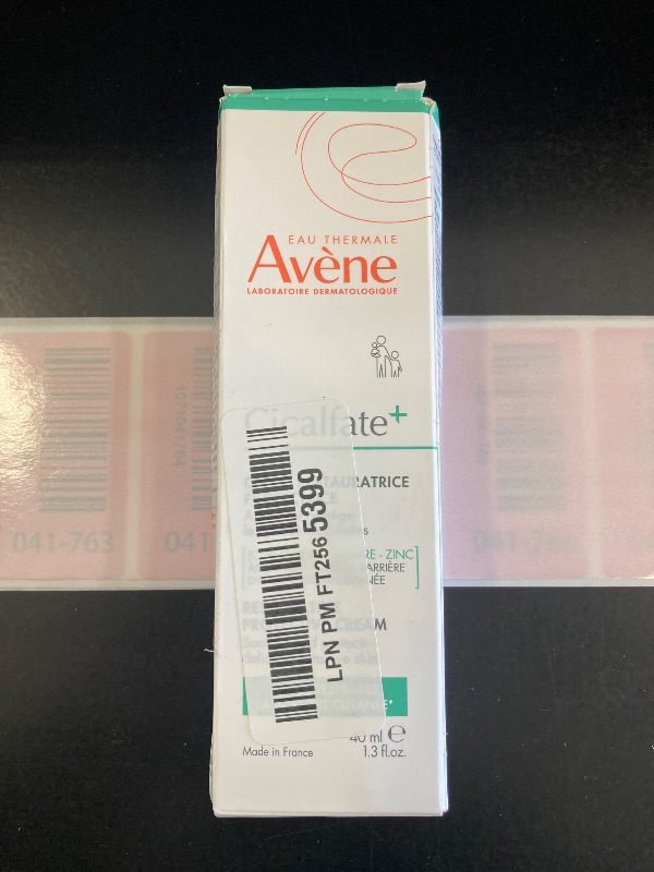 Photo 1 of Avène Cicalfate+ Restorative Protective Cream, Face Moisturizer, face cream for sensitive skin, helps restore skin barrier, restorative cream, safe for infants, children and adults, 1.3 Fl Oz