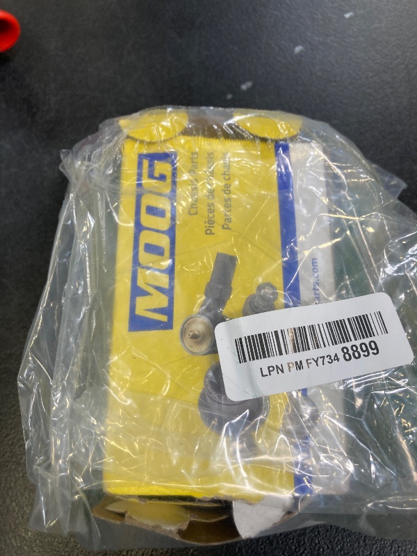 Photo 1 of MOOG K500232 Front Lower Suspension Ball Joint for Chevrolet Silverado 2500 HD