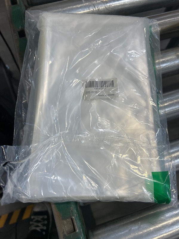 Photo 1 of 200 Pack Self Sealing Cellophane Treat Bags 6x9 Inches - Clear Resealable Self Adhesive Cookie Bag with Seal for Cookie Packaging Party Favor Gift Giving