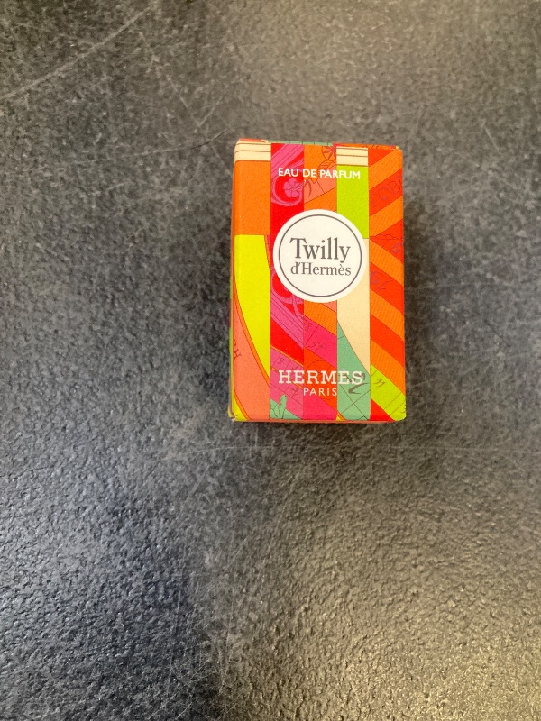 View 2 of HERMES TWILLY D'HERMES EDP SPLASH 0.25 OZ (7.5 ML) (W)