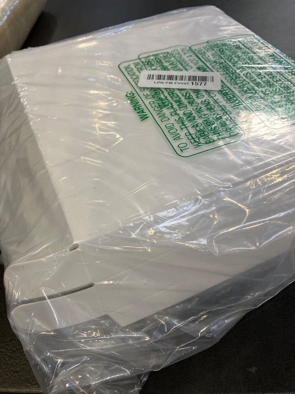 Photo 1 of JCD 6 Pcs 2-Layer Tall Cake Packaging Boxes,8x8x9in Clear Cake Box with Ribbon,PET Cake Carrier Transport Container for Tiered Cake (White Lid, 8 * 8 * 9inch/6Pcs)