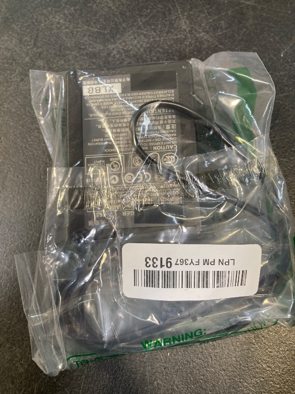 Photo 1 of LC-E6 LC-E6E LP-E6N Battery Charger for Canon EOS R R5 R6 5D Mark II 5D Mark III 5D Mark IV 5DS 5DS R 6D 6Da 6D Mark II 7D 7D Mark II 60DA 60D 70D 80D 90D Cameras Charger