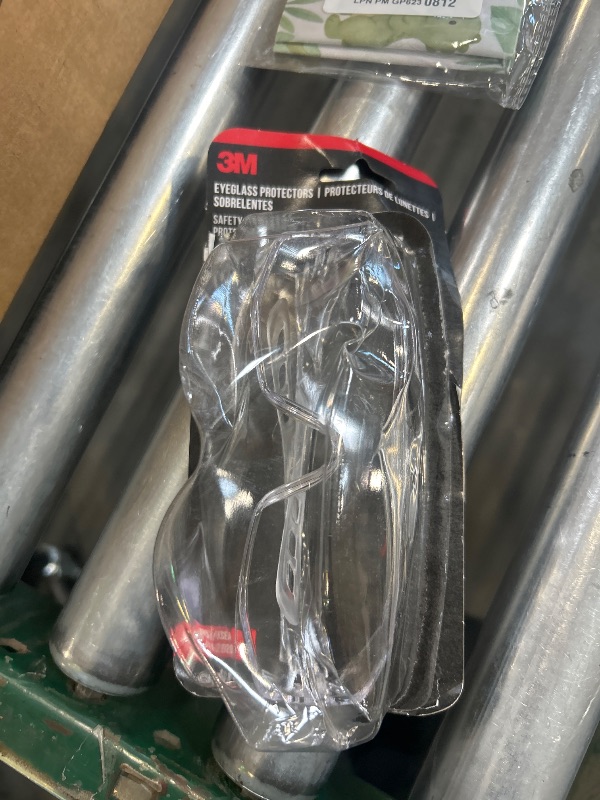 Photo 1 of 3M Eyeglass Protectors, High-Impact-Resistant Lenses, Blocks 99.9% of UV, Designed To Be Worn Over Prescription Glasses, Anti-Scratch Lenses, Clear Lenses, 1 Pack Safety Glasses (47030H1-DC)