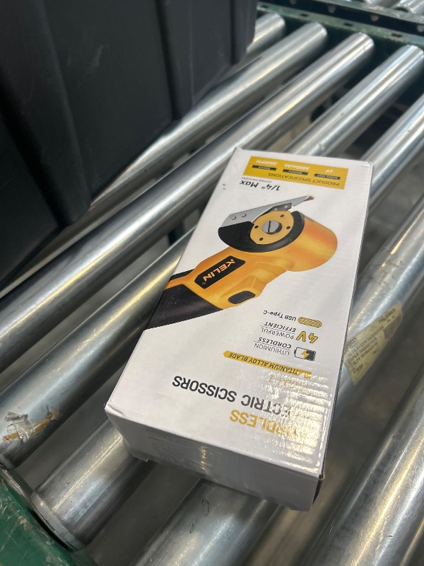 Photo 1 of 2026 New 3000mAh Cardboard Box Cutter with 2 Titanium Blades, Cordless Electric Scissors with Safety Lock & LED Light, Storage Box, 300RPM, 4V, Cutter for Fabric Carpet Carton Plastic Leather Cloth