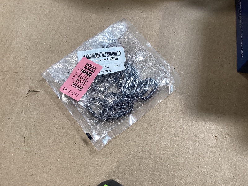 Photo 1 of 10 Pcs Small Carabine Black Mini Carabiner Clip 1in Tiny Spring Snap Hook Heavy Duty Key Ring for Car Keychain Hooks Outdoor Camping Fishing Climbing Hiking Wallet Purse Keychain Replacement