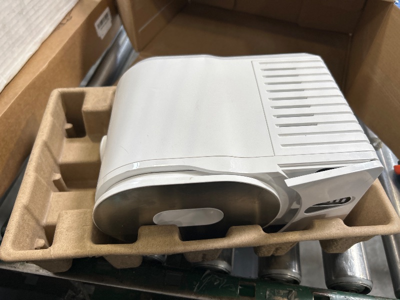 Photo 1 of Jura Cool Control 0.6L, White