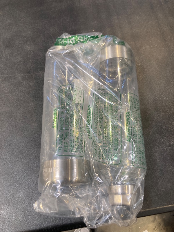 Photo 1 of PHILIPS Carbonating Bottles ADD916/37, 1L Twin Pack Reusable PET Sparkling Water Bottles Compatible Sparkling Water Maker, 2 Pack for ADD4902BKOQ/37, ADD4902WHOQ/37 and ADD4901GROQ/37, ADD4901BKOQ/37