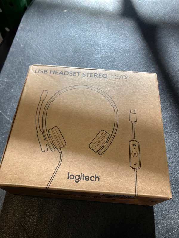 Photo 1 of Logitech H570e USB Headset with Microphone for PC and Mac, USB-C Wired Headset with Stereo Sound, Noise-Canceling Mics and Inline Controls, Certified for Microsoft Teams, Black