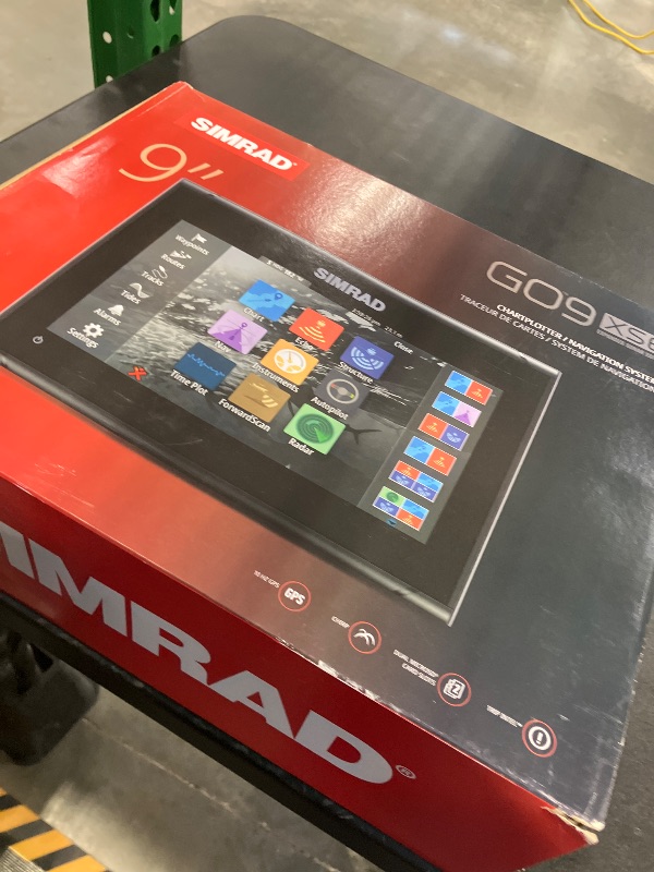 Photo 1 of Simrad GO9 XSE Chartplotter and Fishfinder with 83/200 Transom Mount Transducer and C-MAP Discover Chart Card, 9 Inch Screen, Black, 000-16293-001