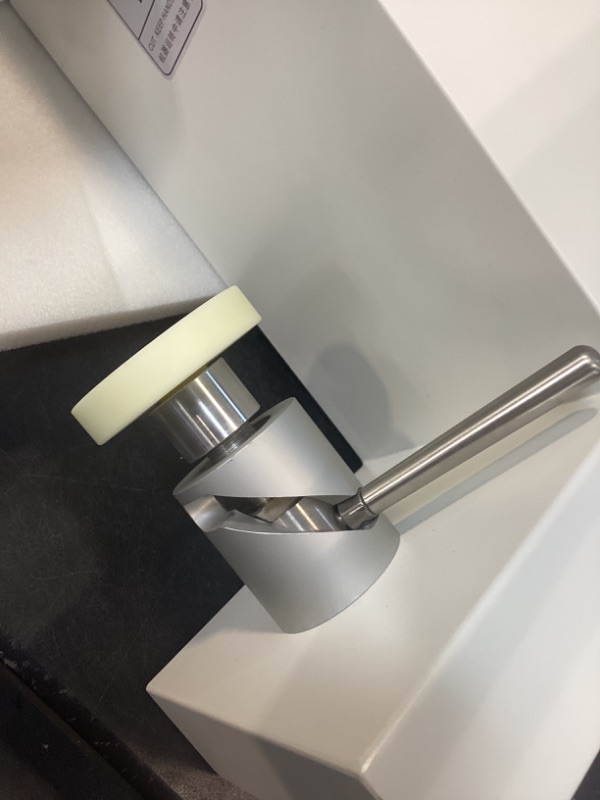 Photo 1 of Commercial soda can sealer