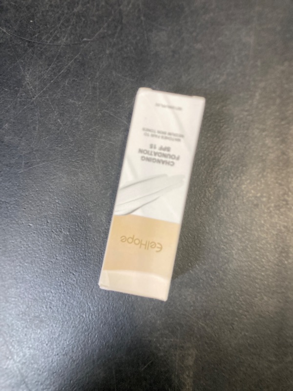 Photo 1 of Color Changing Foundation for Mature Skin, Concealer Cover Cream, Lightweight Liquid Foundations, Tone Suitable for All Skin Types (1pcs)